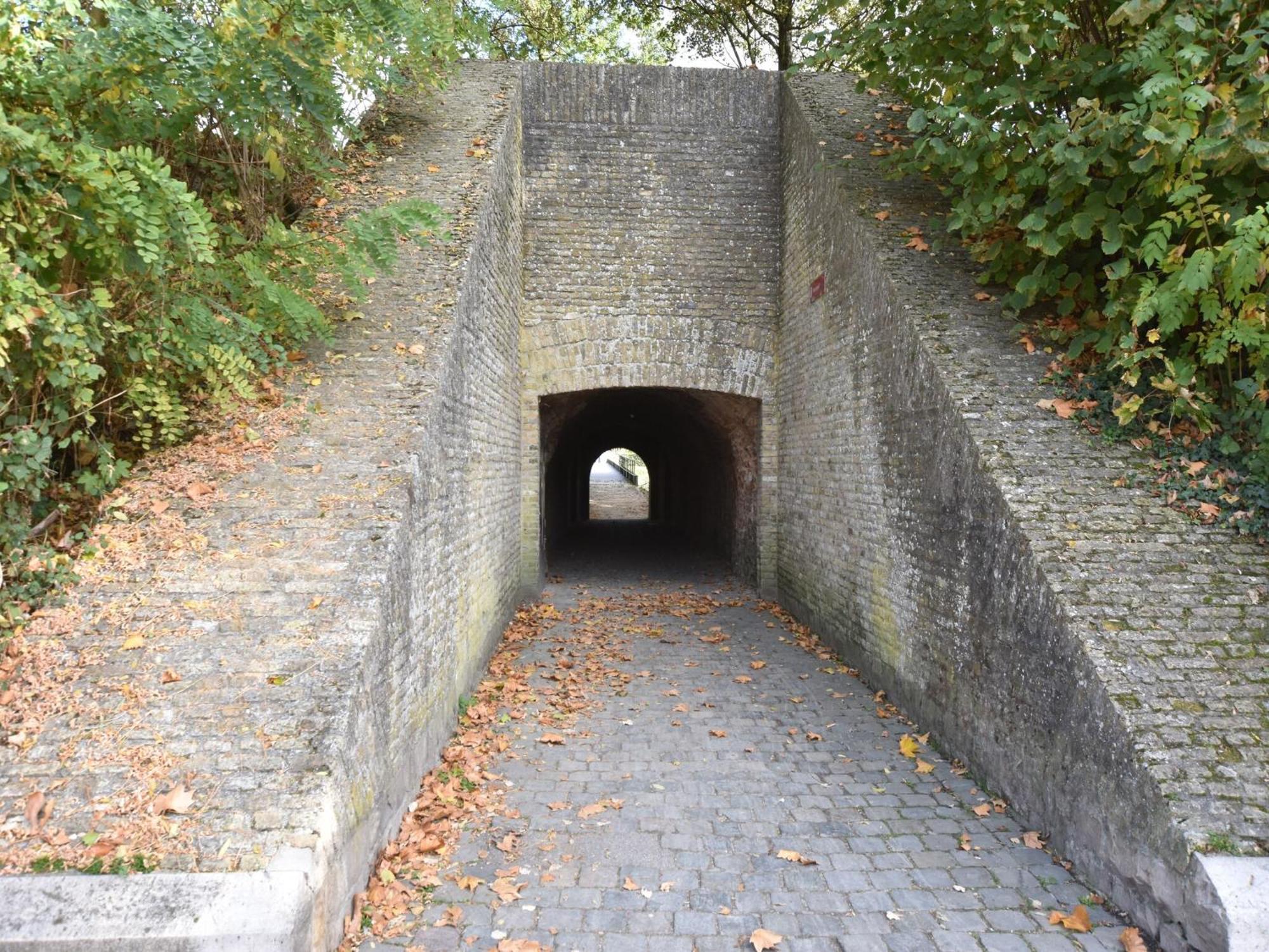 Studio In Ieper With Terrace Eksteriør billede